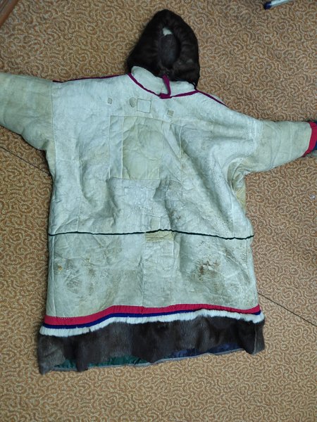 На Таймыре полицейские задержали подозреваемых в краже национальной одежды у оленевода