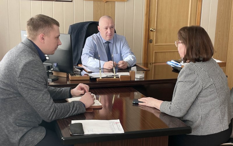 На севере края начальник районного Отдела полиции провел рабочую встречу с представителями Социального фонда России в Дудинке